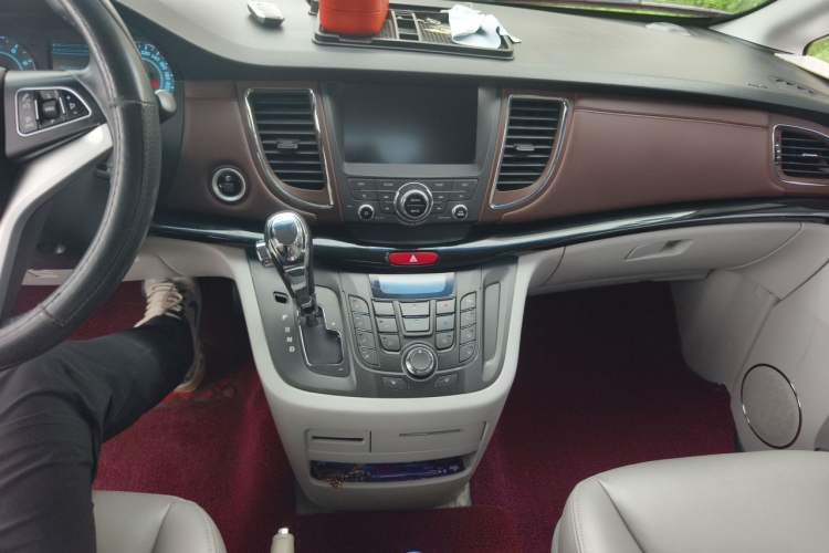 Used JAC Group Refine M5 2016 2.0T Gasoline Automatic Business Edition Audio And AC Panel