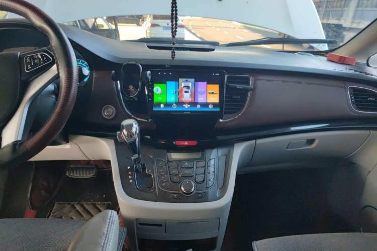 Used JAC Group Refine M5 2016 2.0T Gasoline Automatic Business Edition Audio And AC Panel