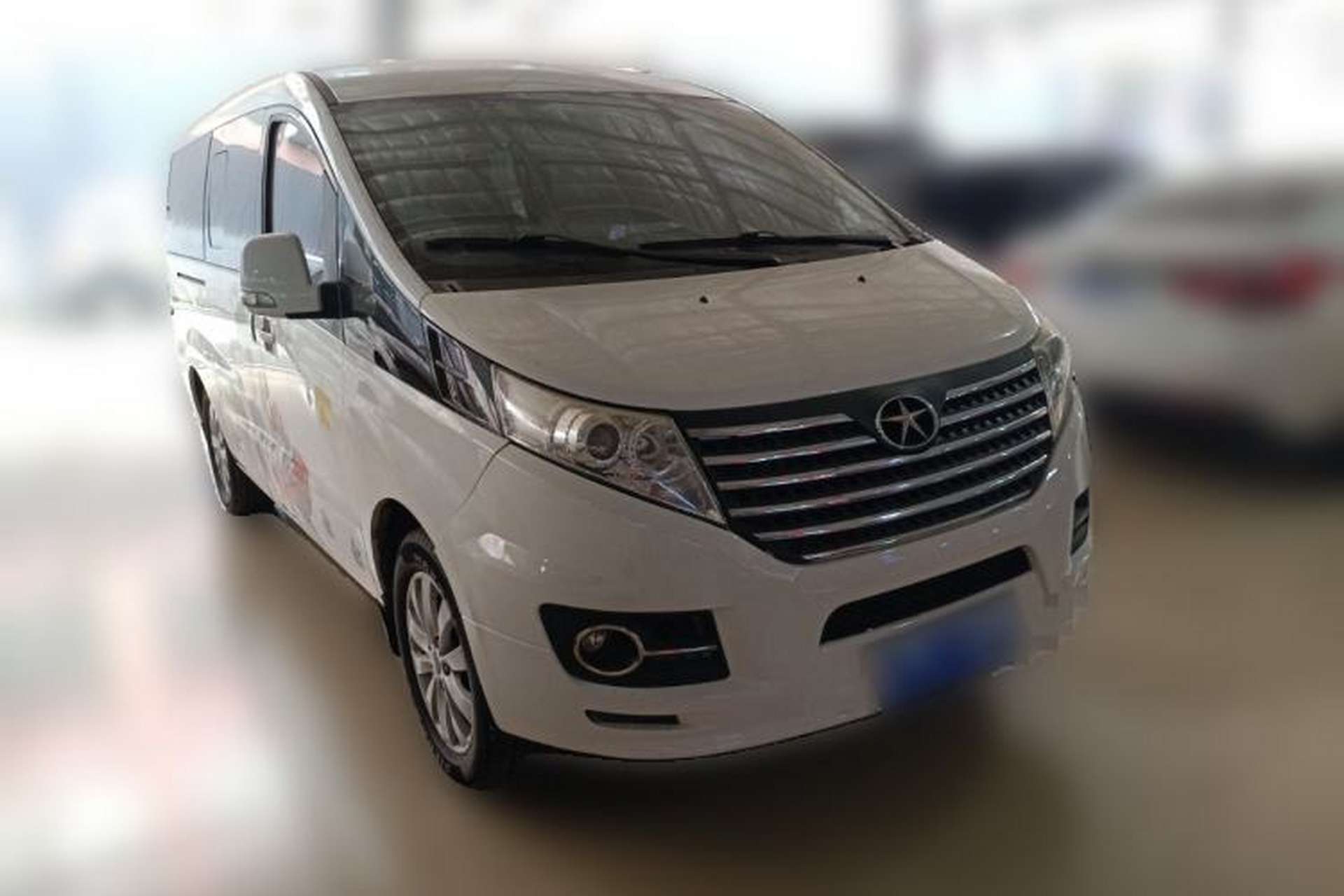 Used JAC Group Refine M5 2016 2.0T Gasoline Automatic Business Edition Front Right 45 Deg