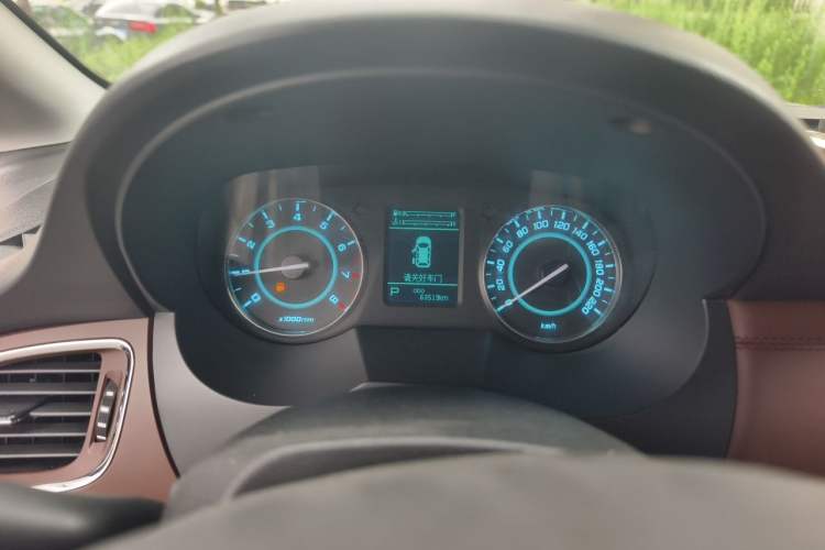 Used JAC Group Refine M5 2016 2.0T Gasoline Automatic Business Edition Instrument Cluster