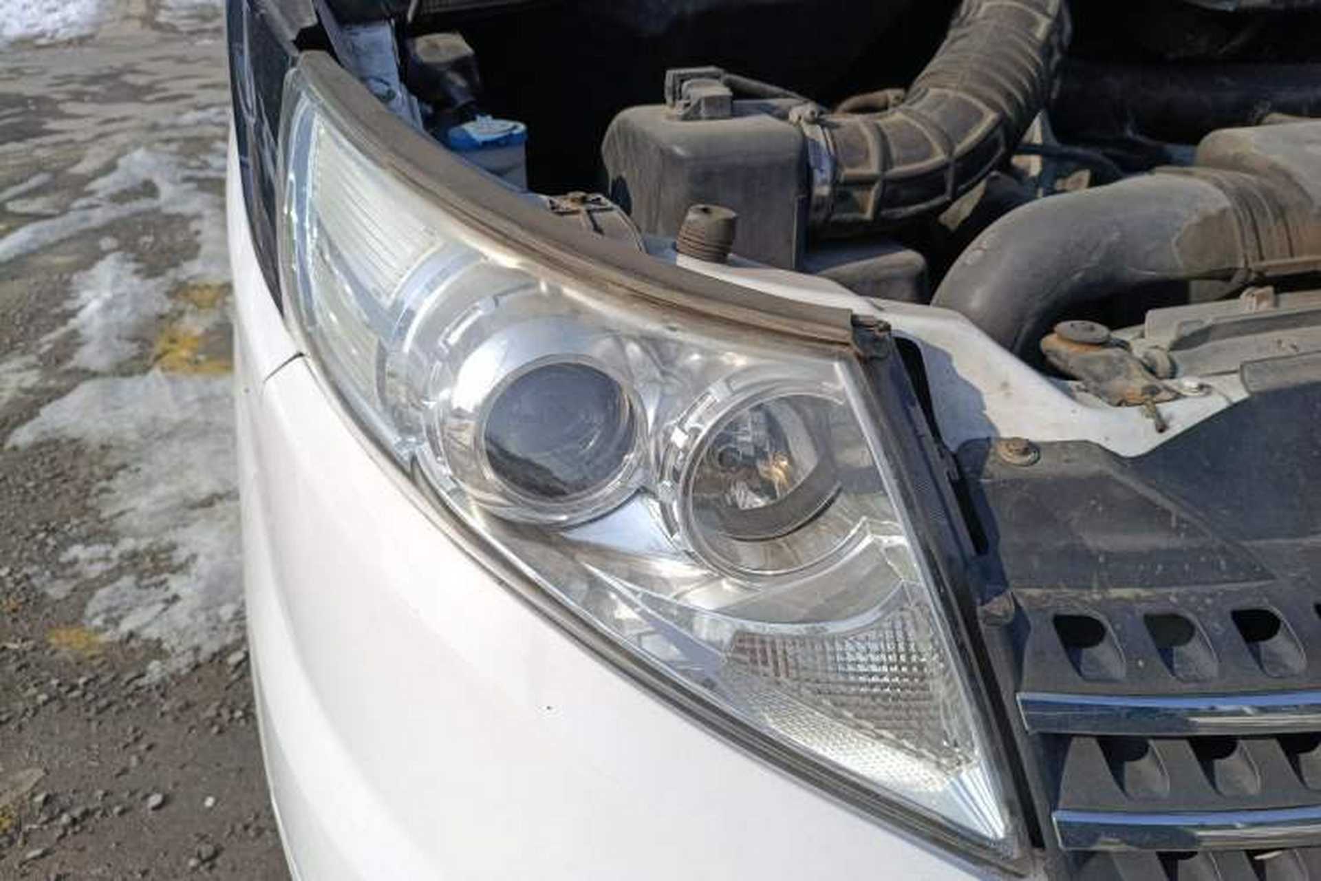Used JAC Group Refine M5 2016 2.0T Gasoline Automatic Business Edition Right Front Headlight