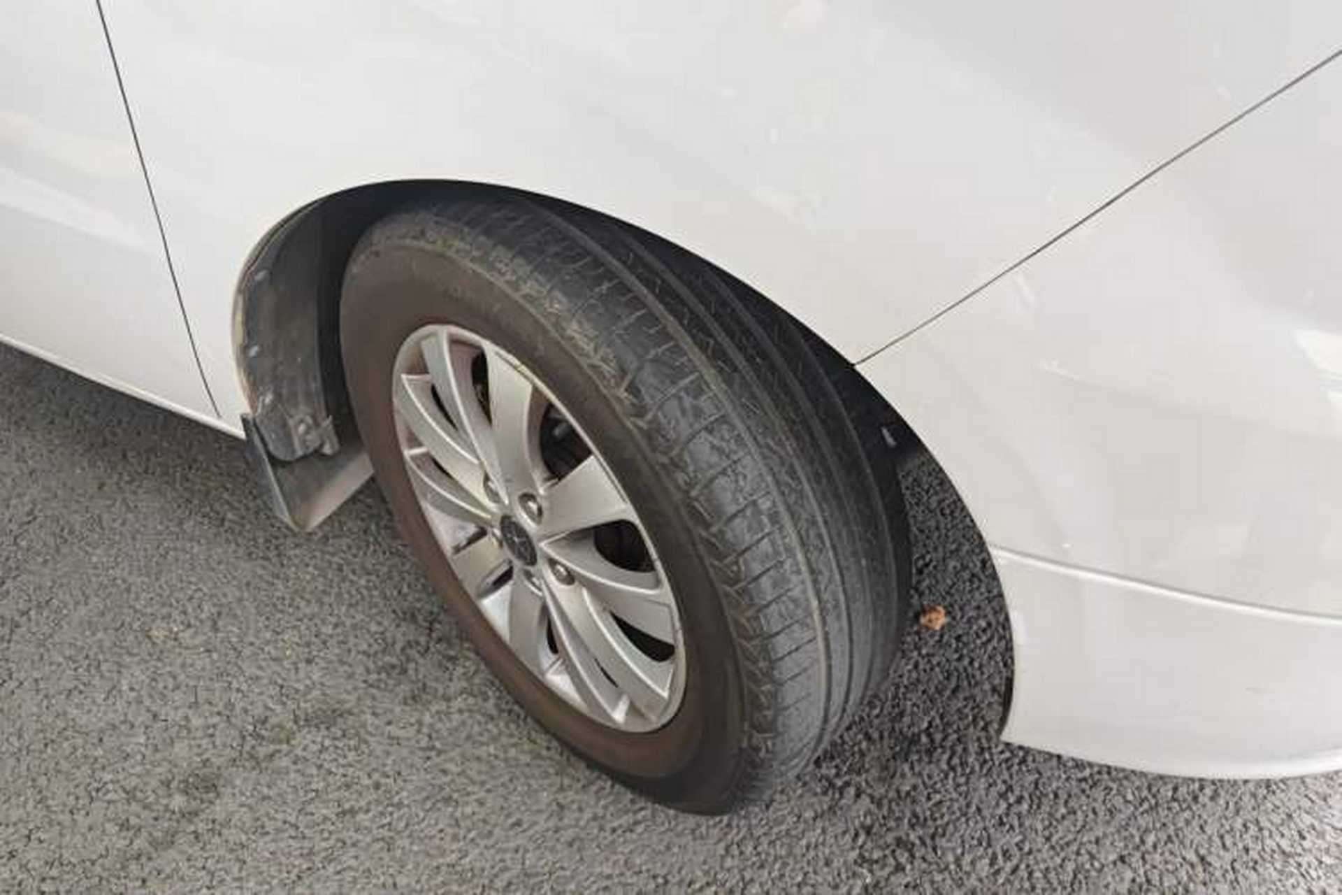 Used JAC Group Refine M5 2016 2.0T Gasoline Manual Business Edition Right Front Wheel Hub