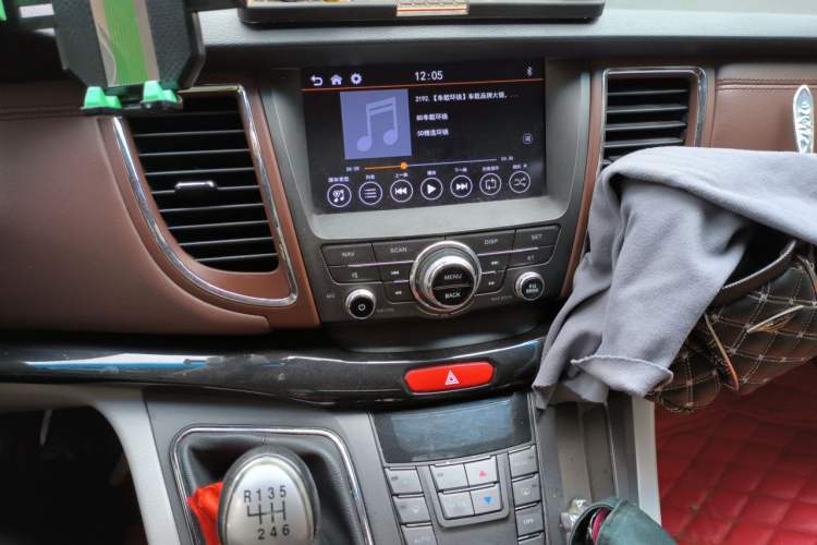 Used JAC Group Refine M5 2017 1.9T Diesel Manual Business Edition Audio And AC Panel