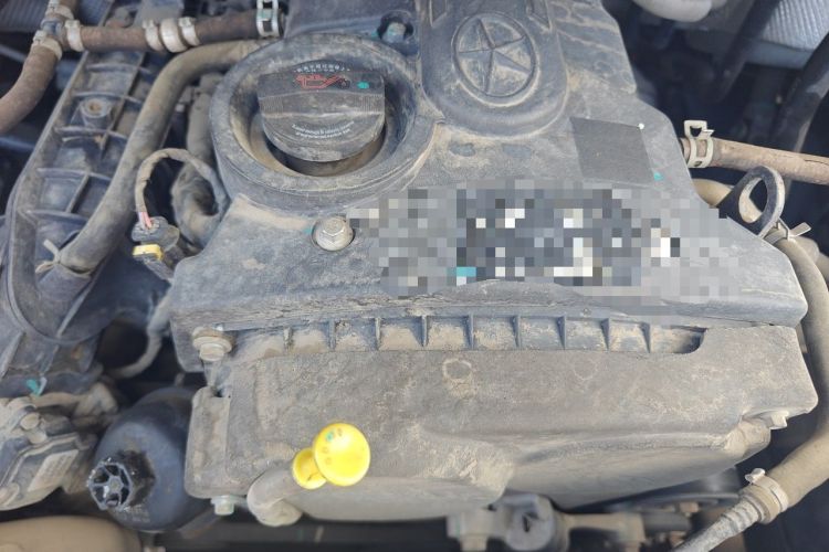 Used JAC Group Refine M5 2017 2.0T Gasoline Dual-Clutch Executive Version Engine Bay