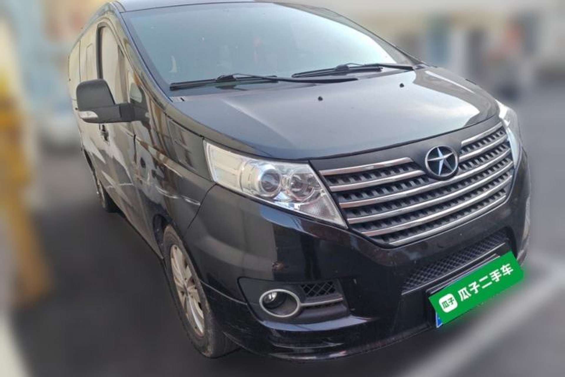 Used JAC Group Refine M5 2017 2.0T Gasoline Dual-Clutch Business Edition Front Right 45 Deg