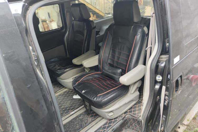 Used JAC Group Refine M5 2017 2.0T Gasoline Manual Business Edition Left Rear Seat