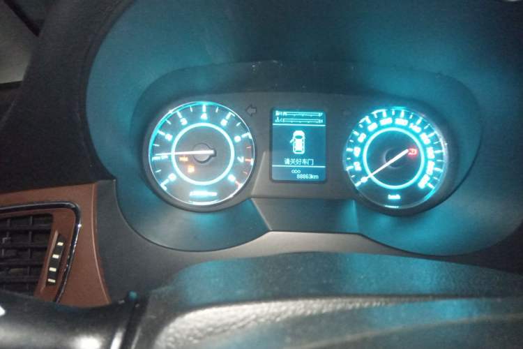 Used JAC Group Refine M5 2017 2.0T Gasoline Manual Business Edition Instrument Cluster
