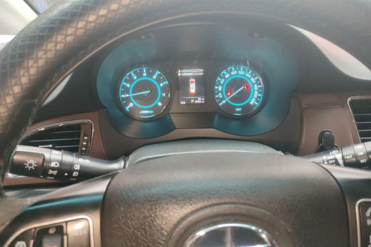 Used JAC Group Refine M5 2017 2.0T Gasoline Dual-Clutch Business Edition Instrument Cluster