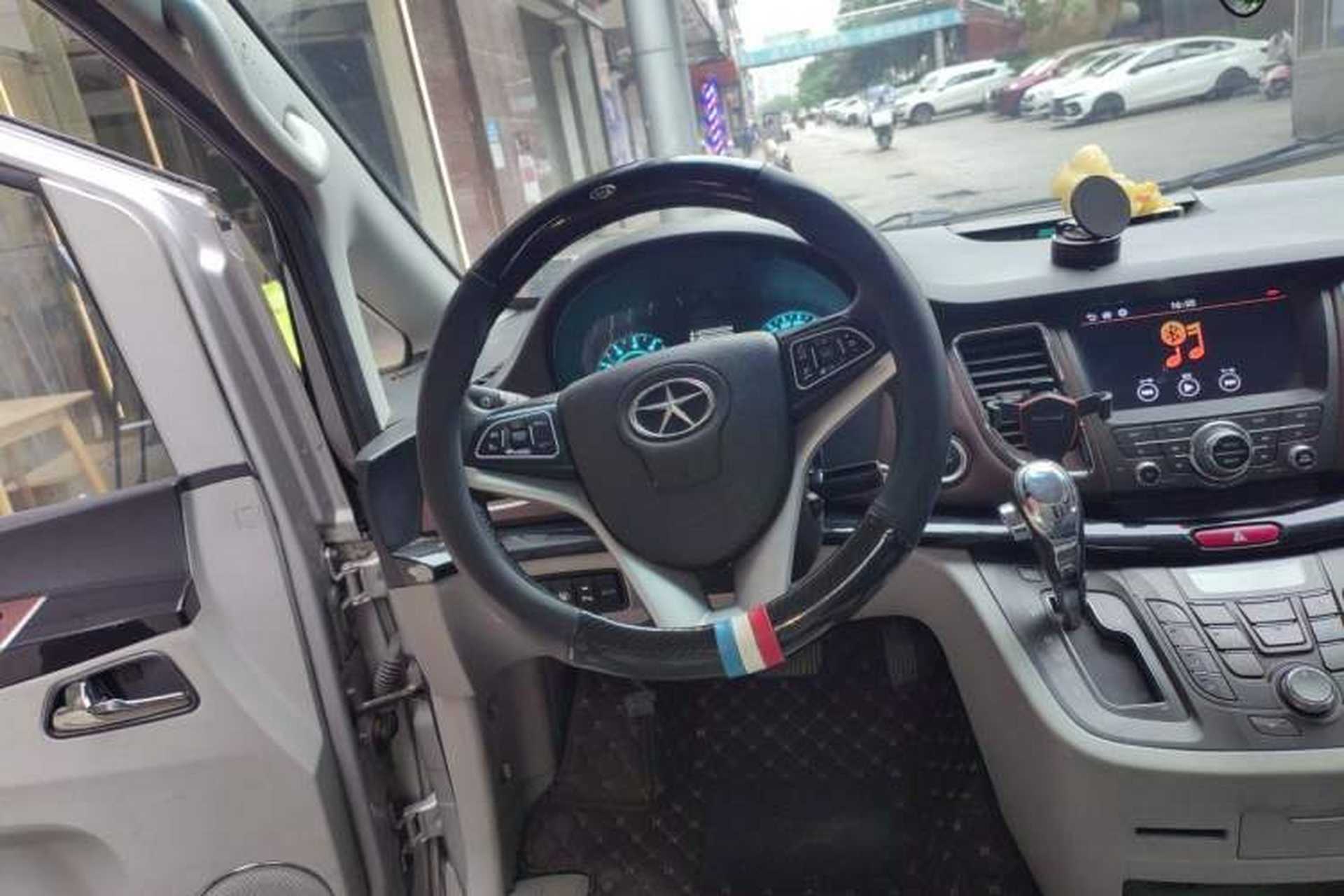 Used JAC Group Refine M5 2017 2.0T Gasoline Dual-Clutch Executive Version Steering Wheel