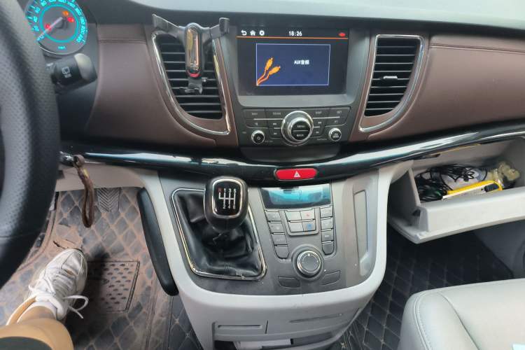 Used JAC Group Refine M5 2017 2.0T Gasoline Manual Business Edition Audio And AC Panel