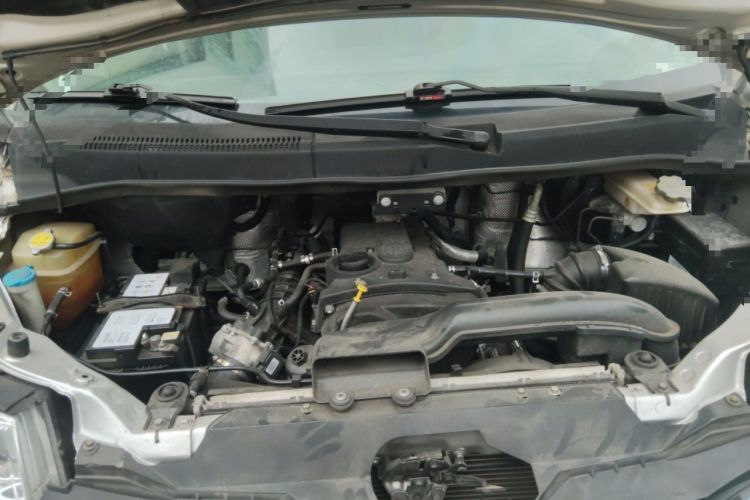 Used JAC Group Refine M5 2019 2.0T Gasoline Dual-Clutch Business Edition Engine Bay