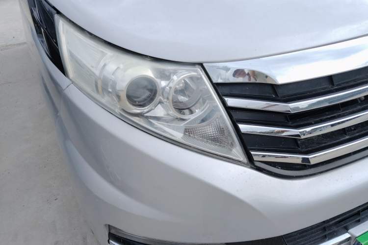 Used JAC Group Refine M5  Right Front Headlight