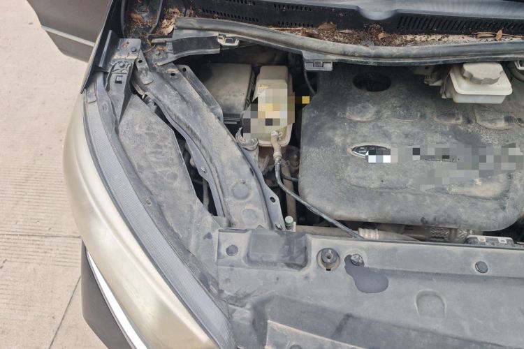 Used JAC Group Refine M6 2018 2.0T Prestige Version Engine Bay Right