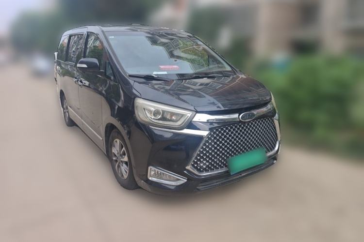 Used JAC Group Refine M6 2018 2.0T Prestige Version Front Right 45 Deg