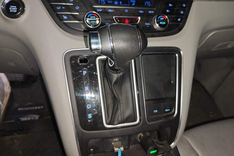 Used JAC Group Refine M6 2018 2.0T Prestige Version Gear Lever