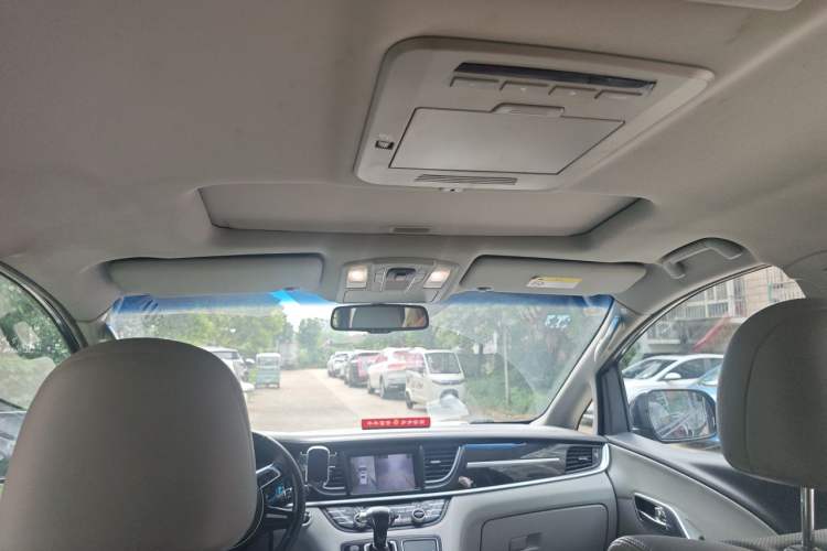 Used JAC Group Refine M6 2018 2.0T Prestige Version Headliner
