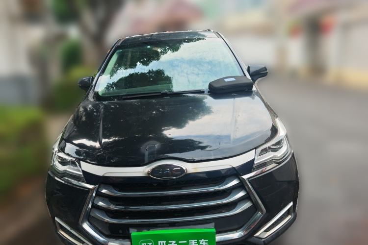 Used JAC Group Refine R3 2018 1.6L Manual Comfort Model Front