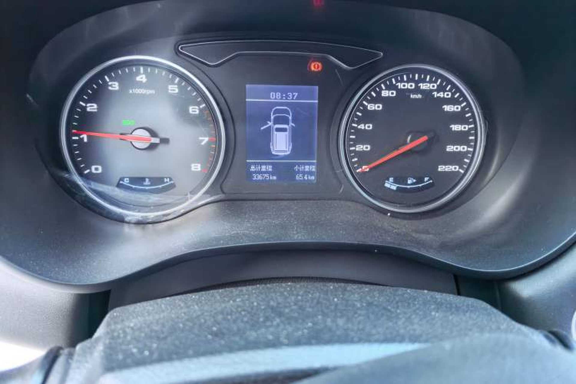 Used JAC Group Refine R3 2018 1.6L Manual Luxury Smart Model Odometer Close Up
