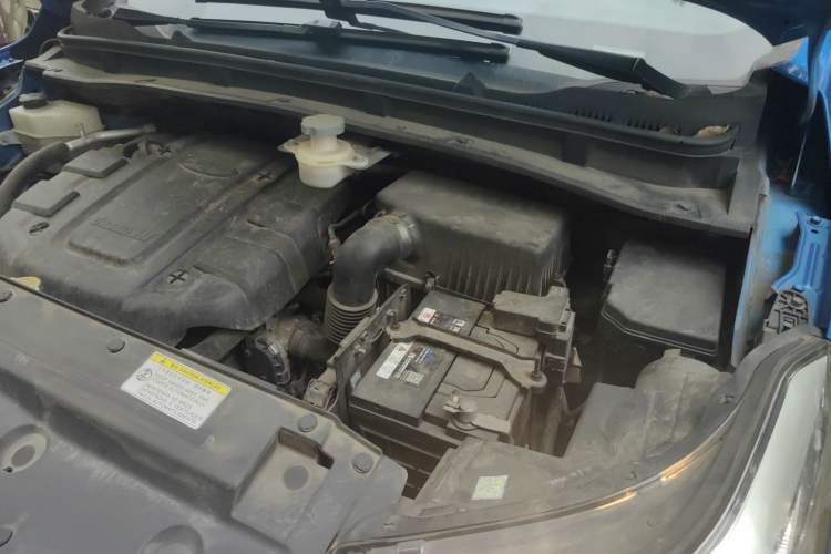 Used JAC Group Refine R3 2018 1.6L Manual Luxury Sunroof Model Engine Bay Left