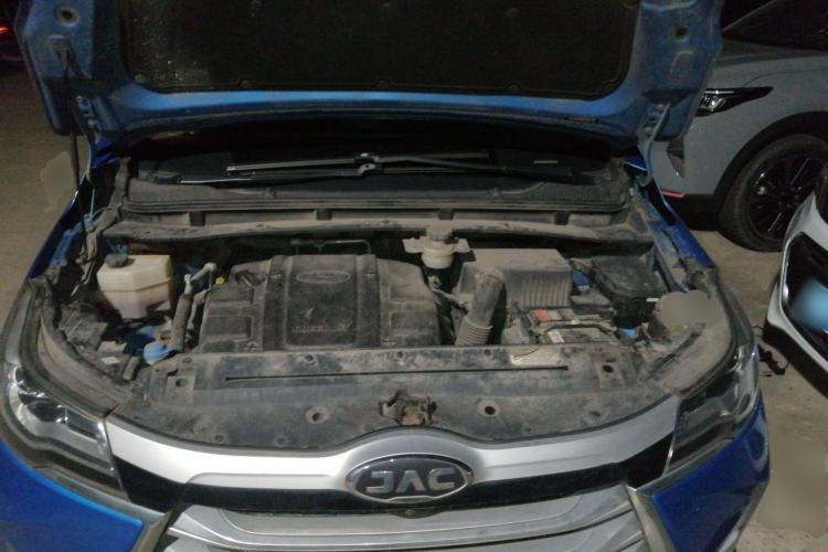 Used JAC Group Refine R3 2018 1.6L Manual Luxury Sunroof Model Engine Bay