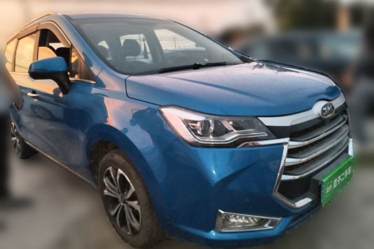 Used JAC Group Refine R3 2018 1.6L Manual Luxury Sunroof Model Front Right 45 Deg