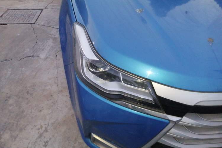 Used JAC Group Refine R3 2018 1.6L Manual Luxury Sunroof Model Right Front Headlight