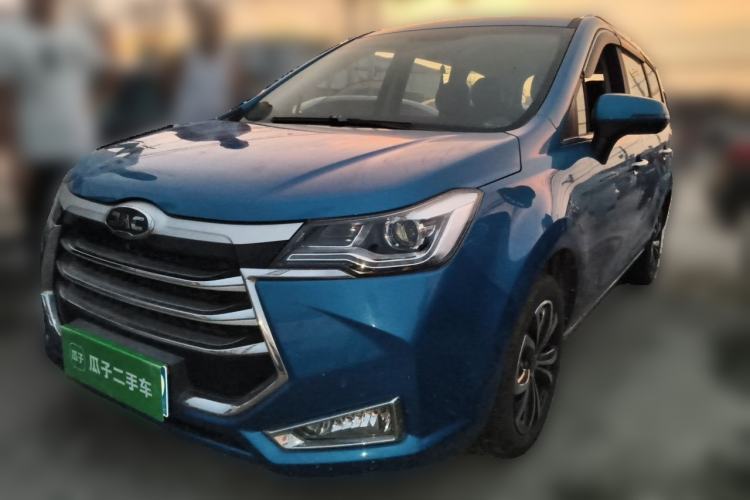 Used JAC Group Refine R3 2018 1.6L Manual Luxury Sunroof Model Guazi used car, China used car export, Used car for sale, Used JAC Group cars, Cheapest cars for sale