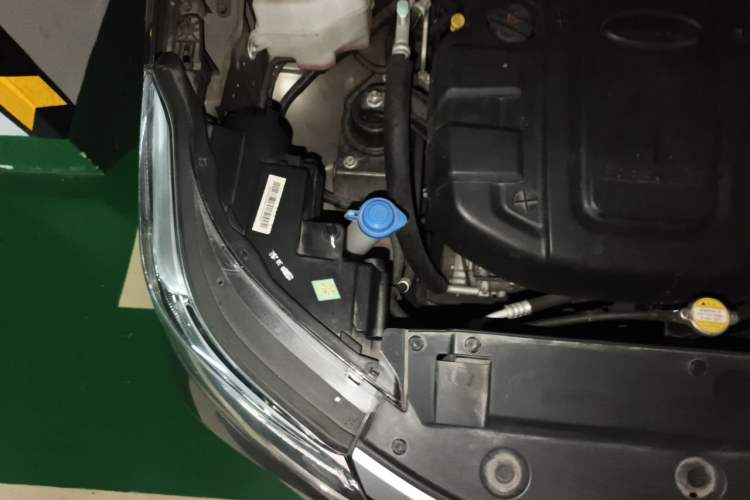 Used JAC Group Refine R3 2018 1.6L Manual Luxury Model Engine Bay Right