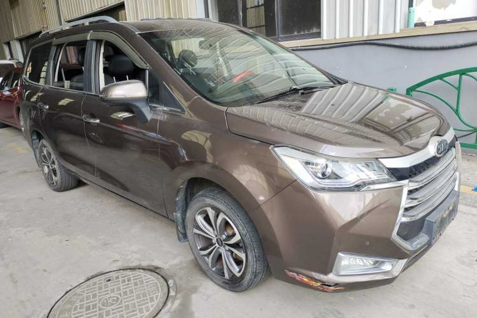 Used JAC Group Refine R3 2018 1.6L Manual Luxury Smart Model Front Right 45 Deg