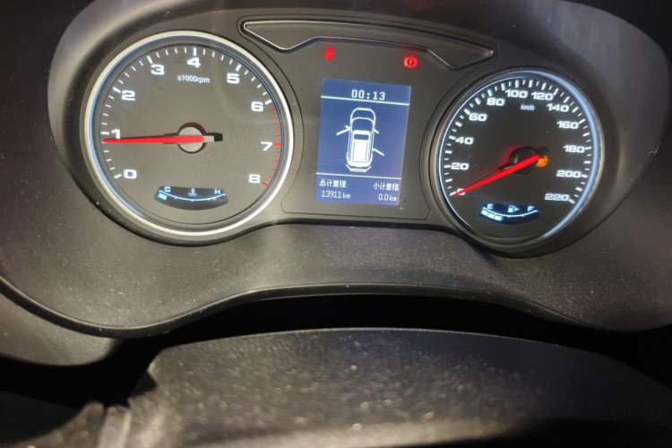 Used JAC Group Refine R3 2018 1.6L Manual Luxury Model Odometer Close Up