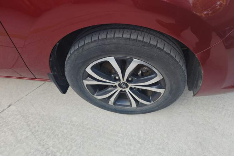 Used JAC Group Refine R3 2018 1.6L Manual Luxury Smart Model Right Front Wheel Hub