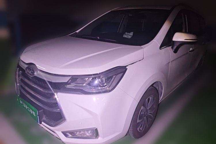 Used JAC Group Refine R3 2018 1.6L Manual Luxury Sunroof Model Guazi used car, China used car export, Used car for sale, Used  cars, Cheapest cars for sale