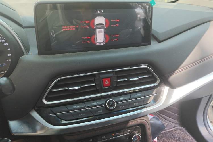 Used JAC Group Refine R3 2018 1.6L Manual Luxury Sunroof Model Audio And AC Panel
