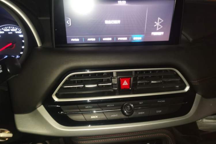 Used JAC Group Refine R3 2018 1.6L Manual Luxury Model Audio And AC Panel