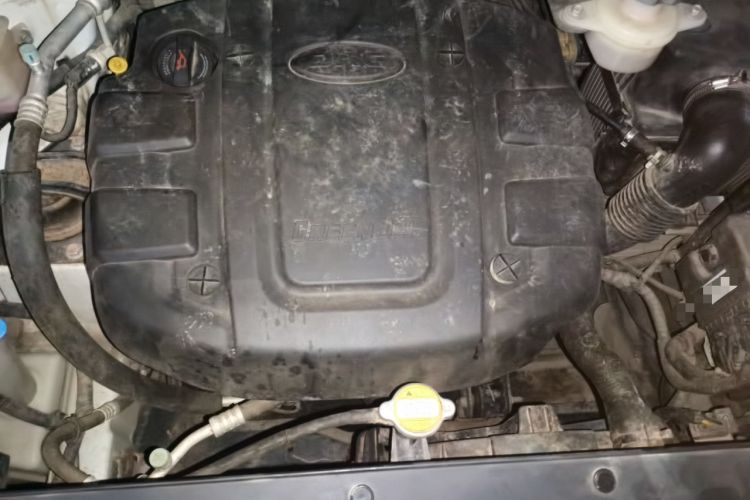 Used JAC Group Refine R3 2018 1.6L Manual Luxury Model Engine Bay