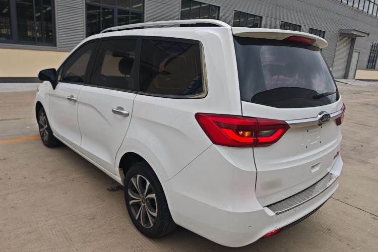 Used JAC Group Refine R3 2018 1.6L Manual Luxury Sunroof Model Exterior 2