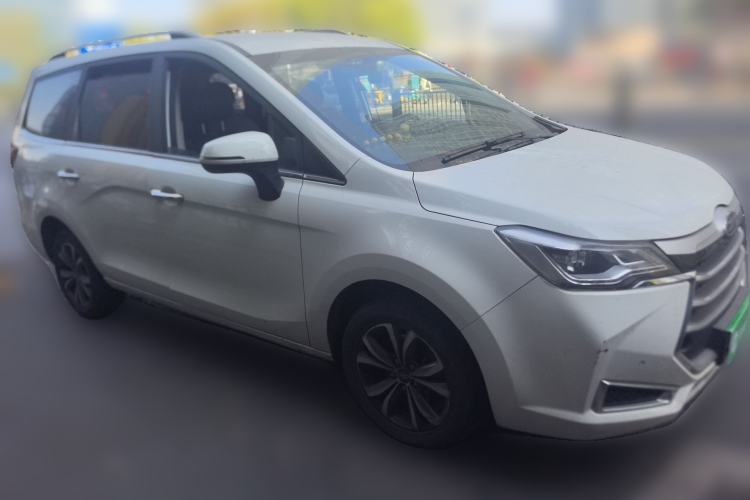 Used JAC Group Refine R3 2018 1.6L Manual Luxury Model Front Right 45 Deg
