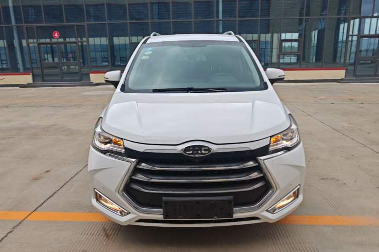 Used JAC Group Refine R3 2018 1.6L Manual Luxury Sunroof Model Front