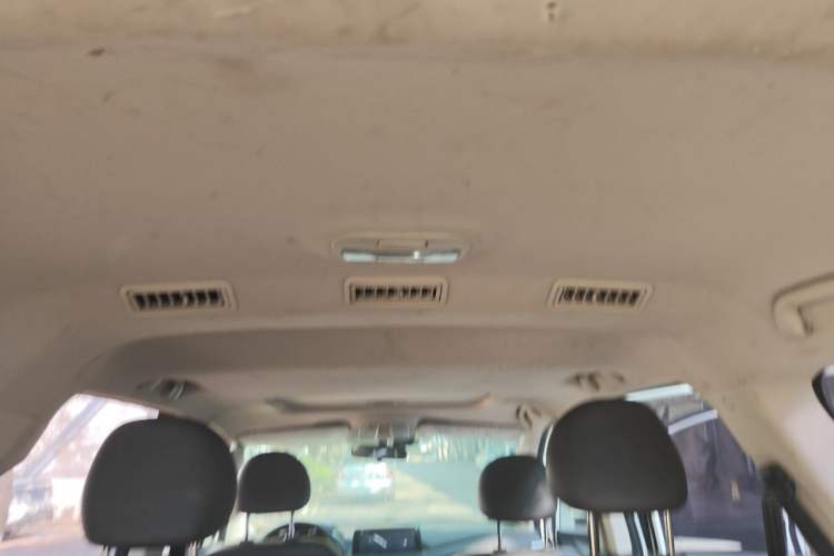 Used JAC Group Refine R3 2018 1.6L Manual Luxury Sunroof Model Headliner