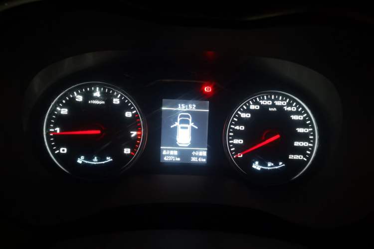 Used JAC Group Refine R3 2018 1.6L Manual Luxury Model Instrument Cluster