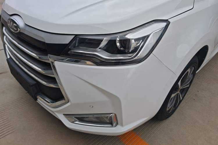 Used JAC Group Refine R3 2018 1.6L Manual Luxury Sunroof Model Left Front Headlight