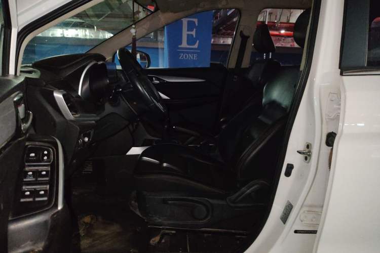 Used JAC Group Refine R3 2018 1.6L Manual Luxury Model Left Front Seat