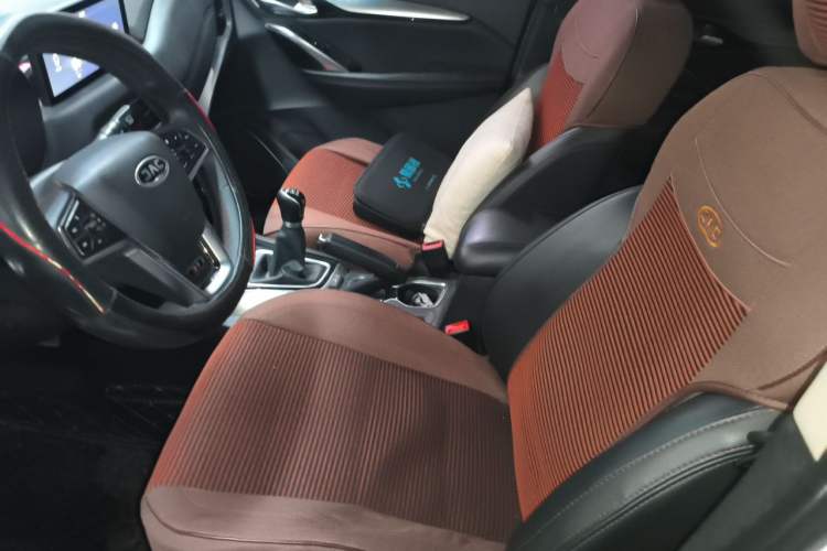 Used JAC Group Refine R3 2018 1.6L Manual Luxury Sunroof Model Left Front Seat