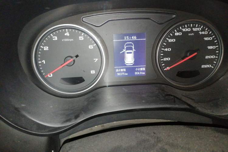 Used JAC Group Refine R3 2018 1.6L Manual Luxury Model Odometer Close Up