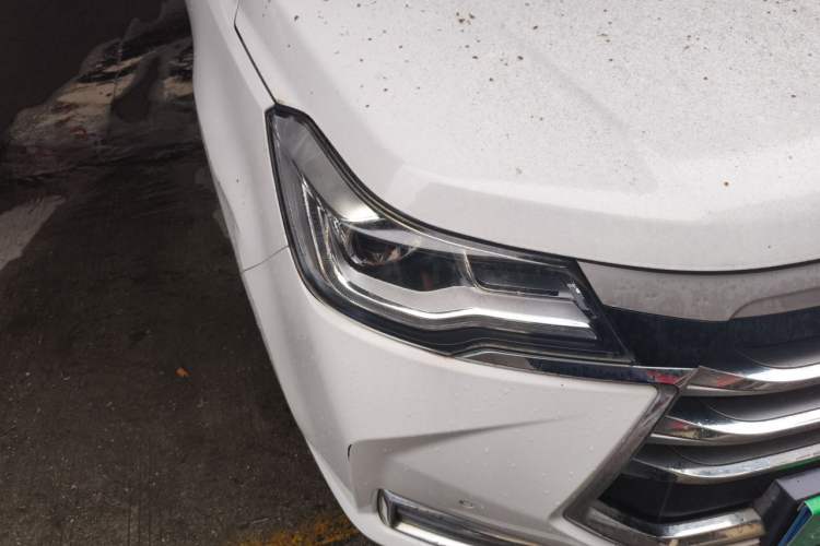 Used JAC Group Refine R3 2018 1.6L Manual Luxury Sunroof Model Right Front Headlight