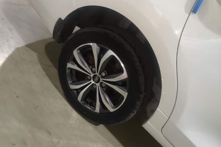 Used JAC Group Refine R3 2018 1.6L Manual Luxury Smart Model Right Rear Wheel Hub