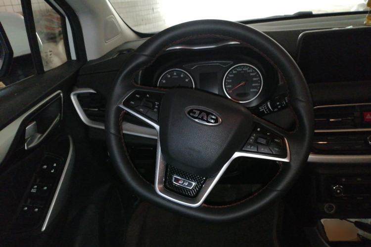 Used JAC Group Refine R3 2018 1.6L Manual Luxury Model Steering Wheel