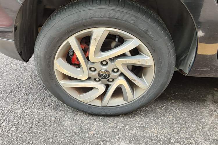 Used JAC Group Refine S2 2015 1.5L Manual Luxury Smart Model Right Rear Wheel Hub