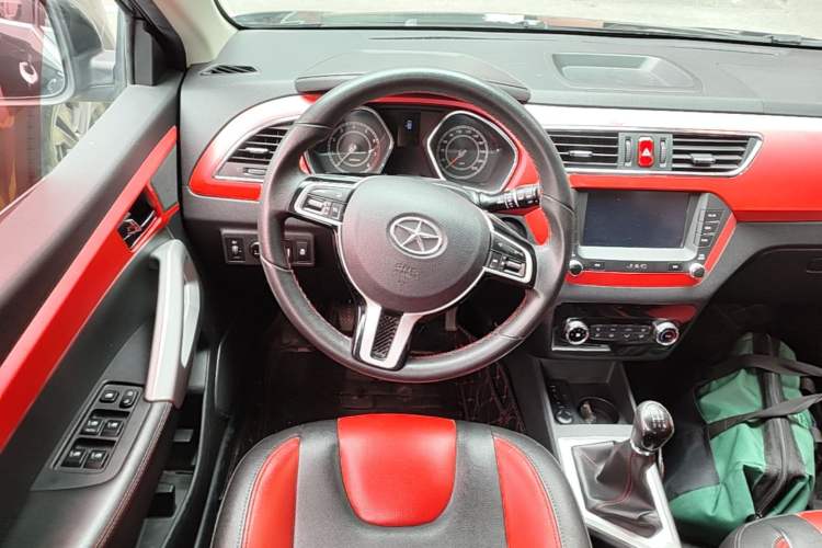 Used JAC Group Refine S2 2015 1.5L Manual Luxury Smart Model Steering Wheel