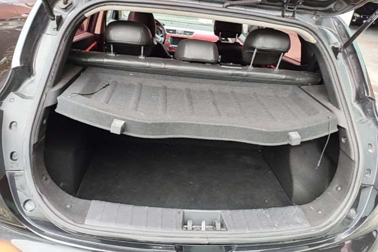 Used JAC Group Refine S2 2015 1.5L Manual Luxury Smart Model Trunk